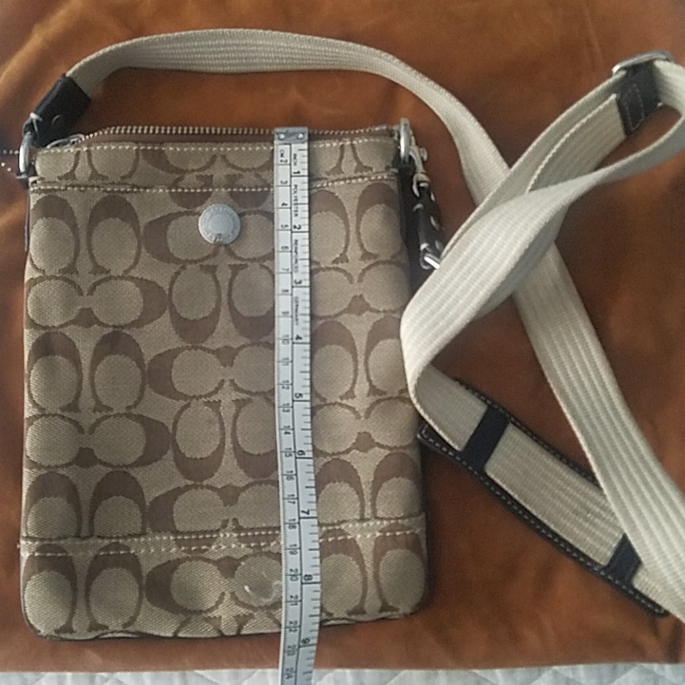 crossbody handbag